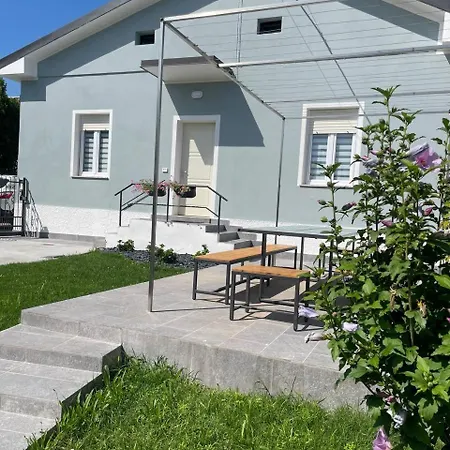 Alberta * דסנזאנו דל גארדה